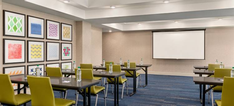 智选假日套房酒店麦卡莱斯特(Holiday Inn Express & Suites Mcalester)图片