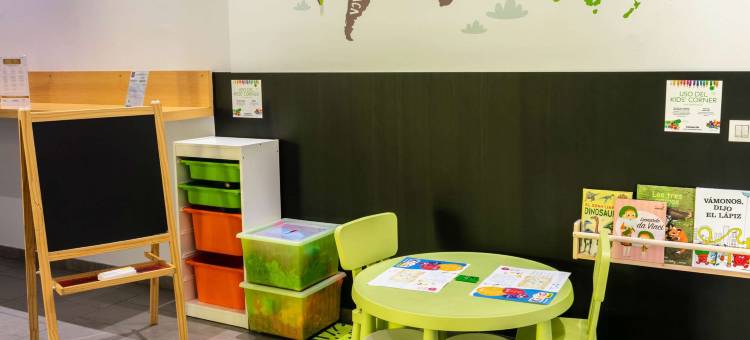 马德里阿尔卡拉德埃纳雷斯康铂酒店(Travelodge Madrid Alcala de Henares)图片