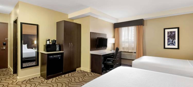 奥沙瓦拉昆塔温德姆套房酒店(La Quinta Inn & Suites by Wyndham Oshawa)图片