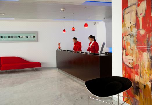 Radisson Decapolis Miraflores Hotel Overview