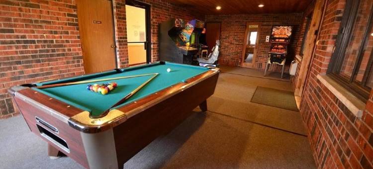 贝滕多夫-阔德城凯隆波因特酒店(Clarion Pointe Bettendorf - Quad Cities)图片