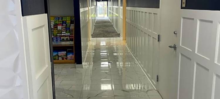 温泉城温德姆呗盟酒店(Baymont by Wyndham Hot Springs on the Lake)图片