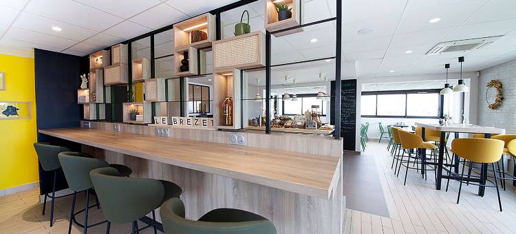 康铂克莱蒙费朗勒布雷泽特酒店(Campanile Clermont Ferrand - le BRÉZET)图片