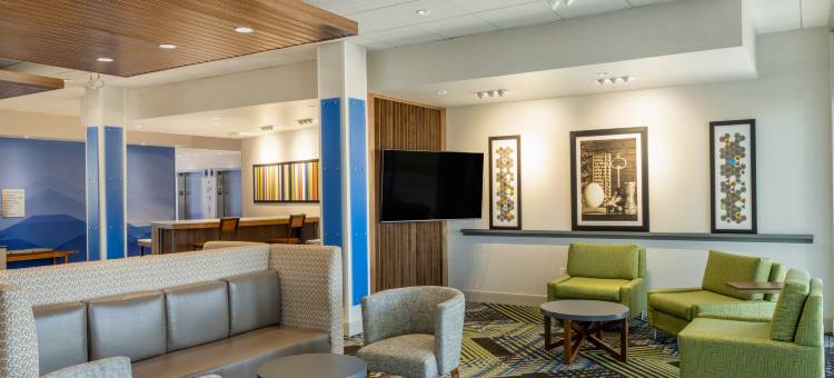 沃特敦智选假日套房酒店(Holiday Inn Express & Suites Watertown)图片