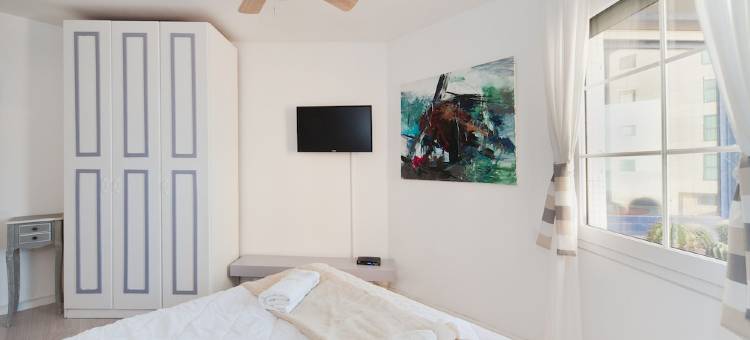 海边时尚三卧室公寓 由 Sea N' Rent 提供(Chic 3Br Apt w Parking on the Beach by Sea N Rent)图片