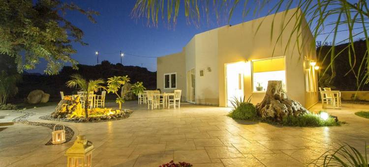 阿罗达莫斯公寓和开间(Arodamos Studios & Apts)图片