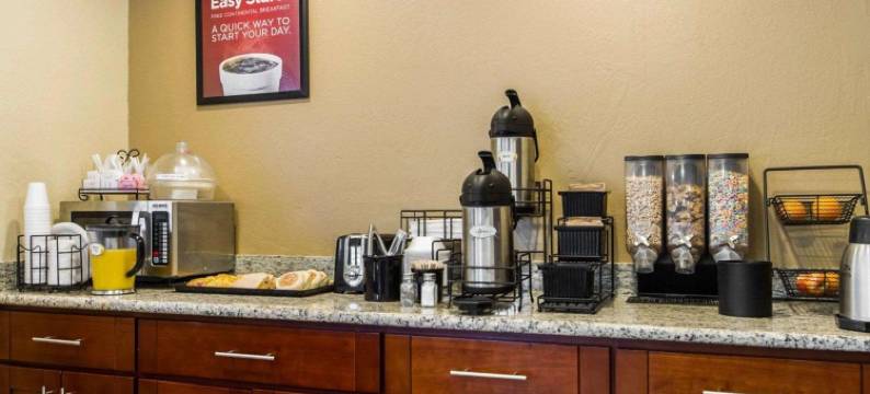 伊可洛吉酒店-萨克拉门托会议中心(Econo Lodge Sacramento Convention Center)图片