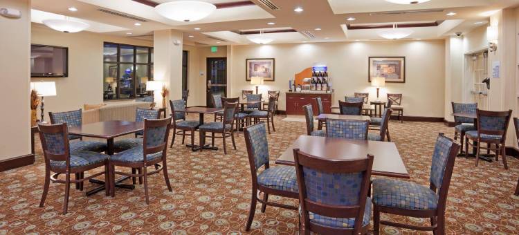 智选假日套房酒店克洛维斯，弗雷斯诺地区(Holiday Inn Express & Suites CLOVIS-FRESNO AREA by IHG)图片