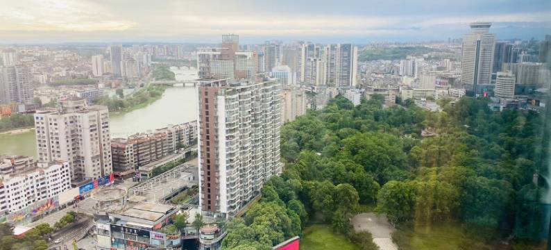 绵阳罗曼时尚主题公寓图片