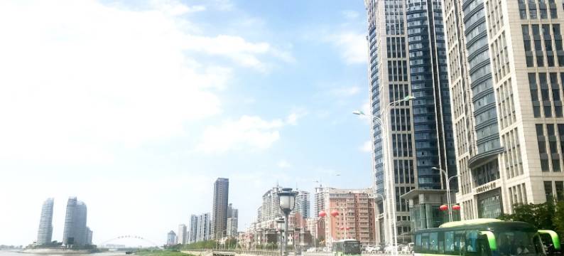 花蕊儿江景美居公寓(滨江中路分店)图片