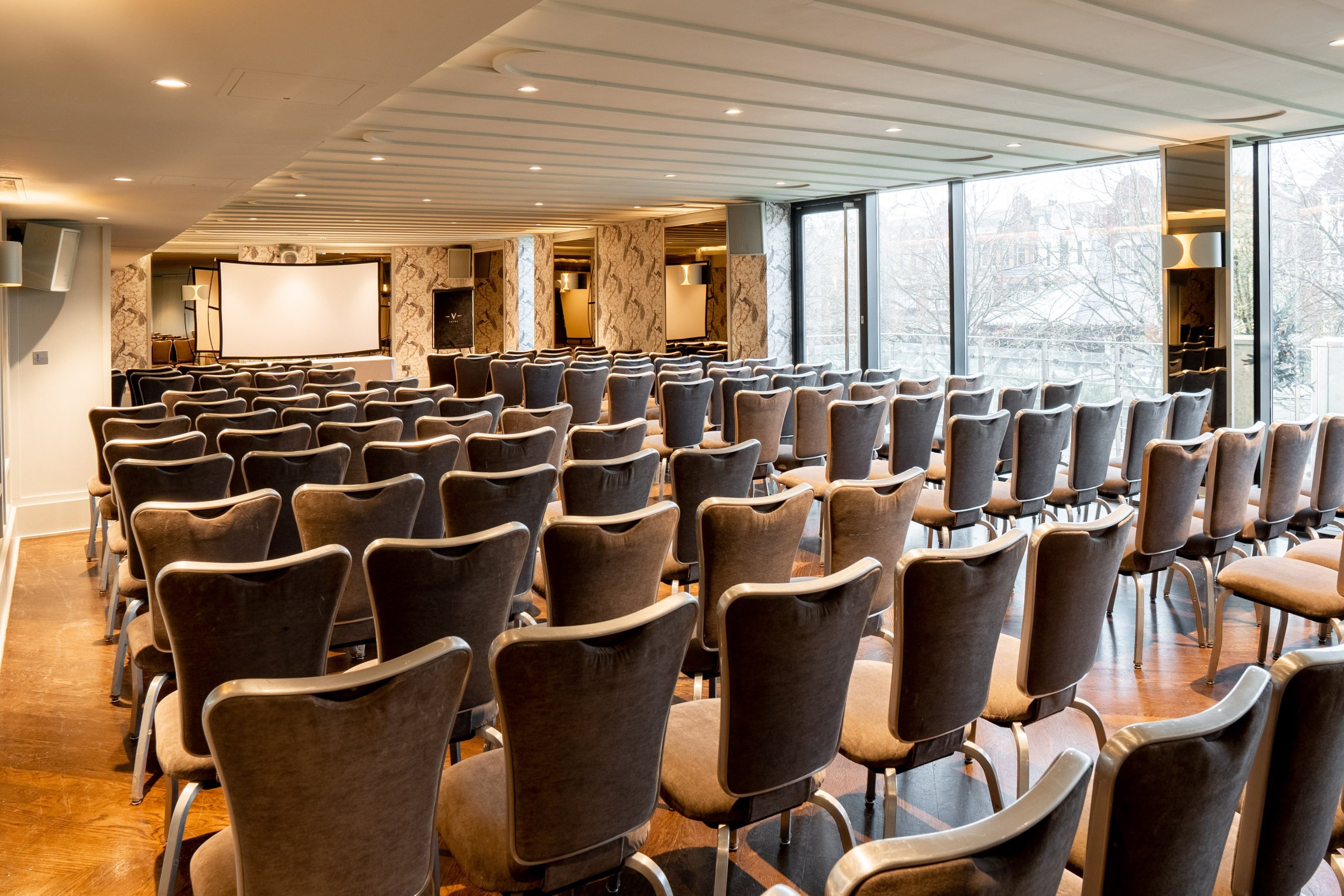 The Vincent Hotel Over view