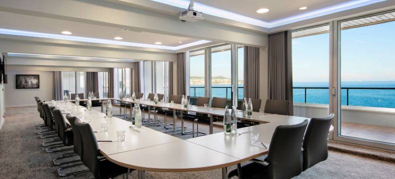 尼斯丽笙蓝标酒店(Radisson Blu Hotel, Nice)图片