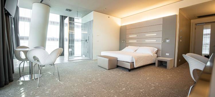 帕多瓦网塔贝斯特韦斯特优质酒店(Best Western Plus Net Tower Hotel Padova)图片