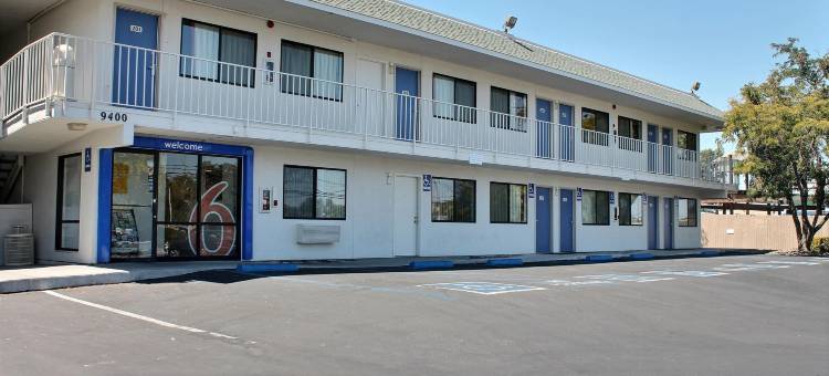 阿塔斯卡德罗6号汽车旅馆(Motel 6 Atascadero, CA)图片