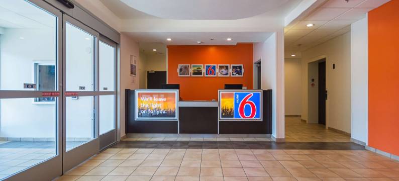 南本德米沙沃卡6号汽车旅馆(Motel 6 South Bend, in - Mishawaka)图片