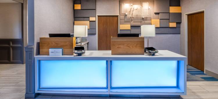 智选假日套房酒店戴德伍德，砂金娱乐场(Holiday Inn Express & Suites Deadwood-Gold Dust Casino)图片