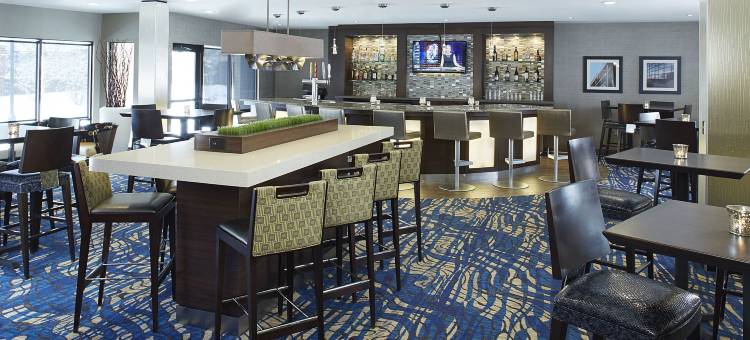 丹佛南帕克梅多斯购物中心万怡酒店(Courtyard Denver South/Park Meadows Mall)图片