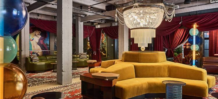 The Radical Asheville, Tapestry Collection by Hilton图片