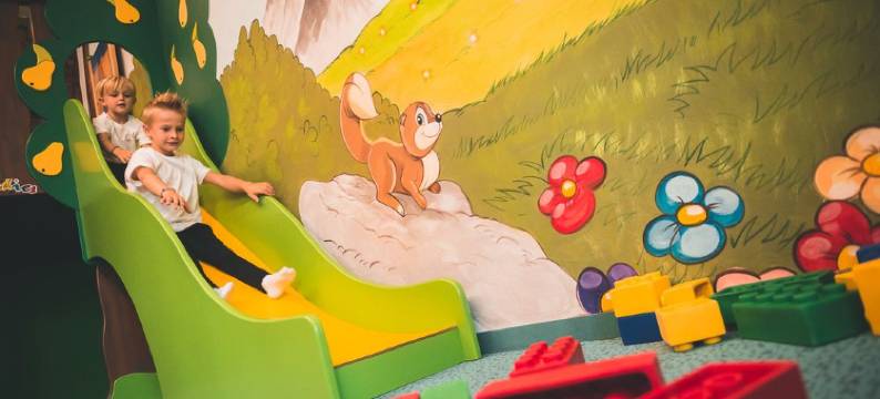 安德涅斯特阿克堤瓦家庭酒店(Hotel Adlernest)图片