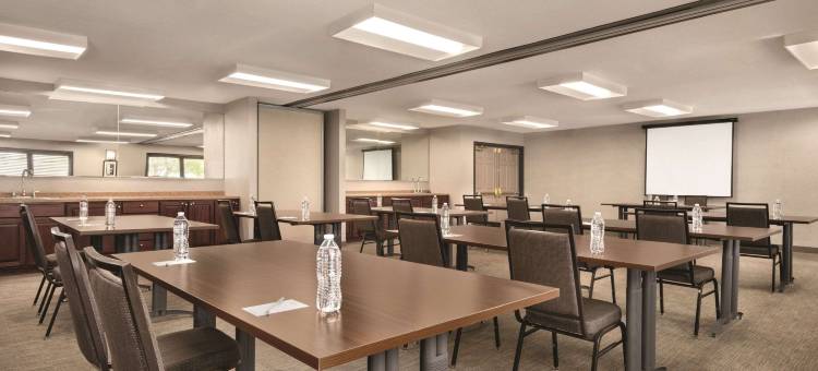 佩拉丽怡酒店(Country Inn & Suites by Radisson, Pella, IA)图片