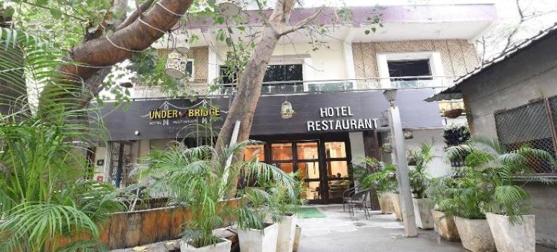 OYO 旗舰 5383 桥下旅店酒店(OYO Flagship 5383 Hotel under Bridge Inn)图片