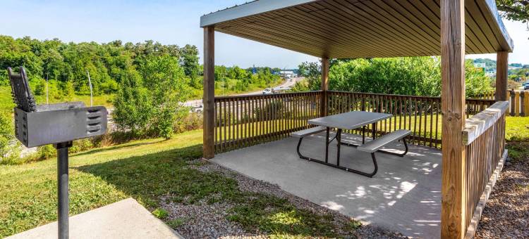 费尔蒙特速8酒店(Super 8 by Wyndham Fairmont)图片