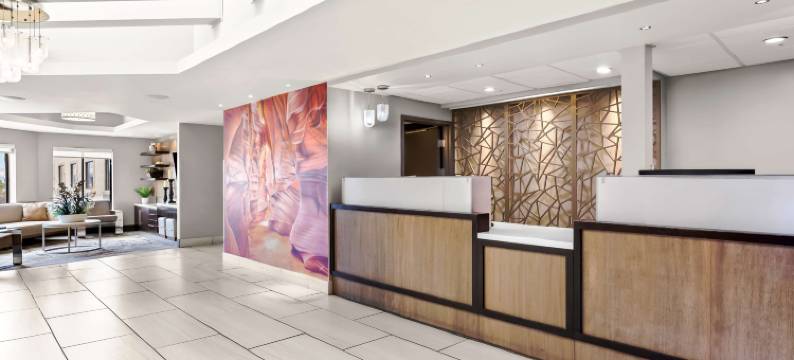 鲍威尔湖贝斯特韦斯特优质酒店(Best Western Plus at Lake Powell)图片