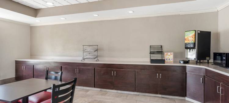 红屋顶PLUS+及套房维克斯堡(Red Roof Plus+ & Suites Vicksburg)图片