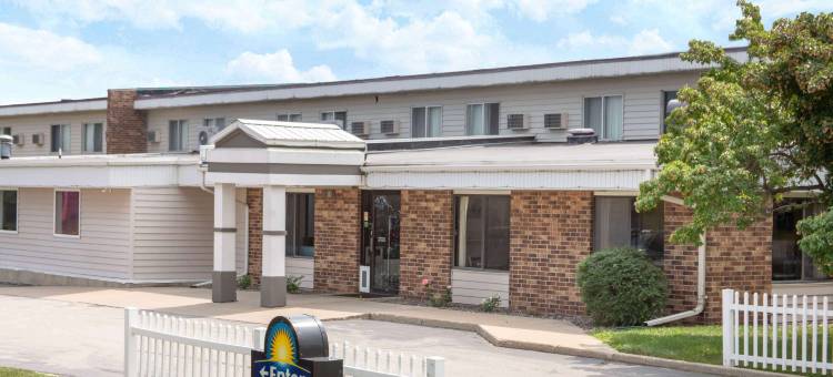 丰迪拉克戴斯酒店(Days Inn by Wyndham Fond du Lac)图片