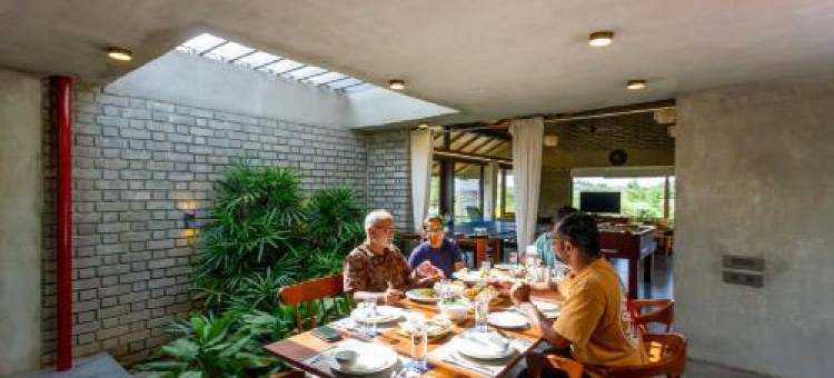 SaffronStays Ashfield - 5BHK Eco-Farmhouse with Pools, Jacuzzi, Lawn & Games Room图片