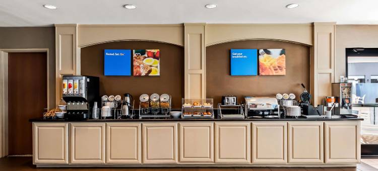 唐娜I-2附近舒适套房酒店(Comfort Inn & Suites Donna Near I-2)图片