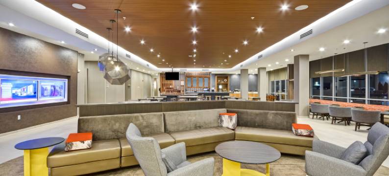 辛辛那提布鲁艾施SpringHill Suites酒店(SpringHill Suites Cincinnati Blue Ash)图片