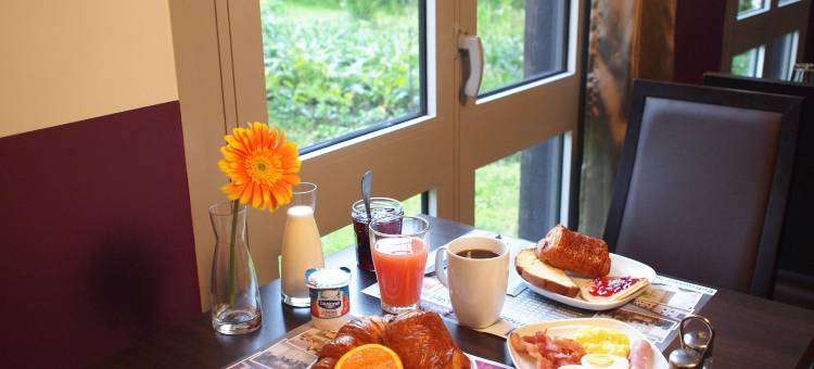 设计酒店 - 莱斯卡勒餐厅(Hotel Inn Design Rochefort)图片