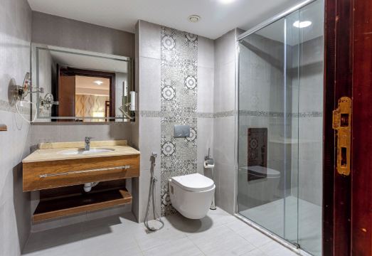 Ain Benian Hotel Overview