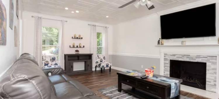 大床 可携带宠物 洗衣机 烘干机 可睡16人(KingBed PetFriendly Washer Dryer Sleep16)图片