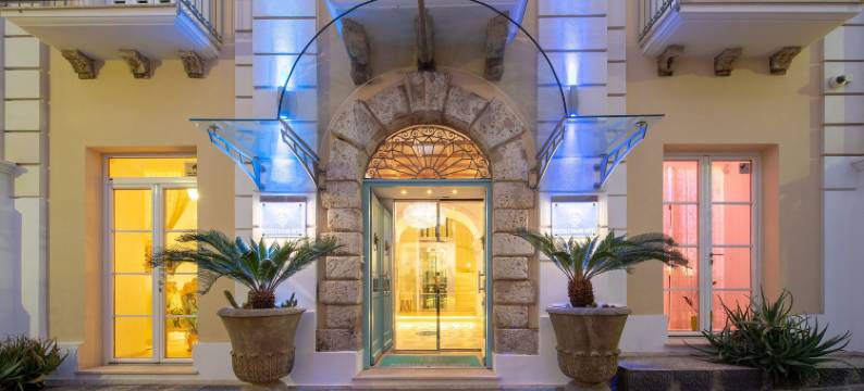 短笛大酒店(Piccolo Grand Hotel)图片