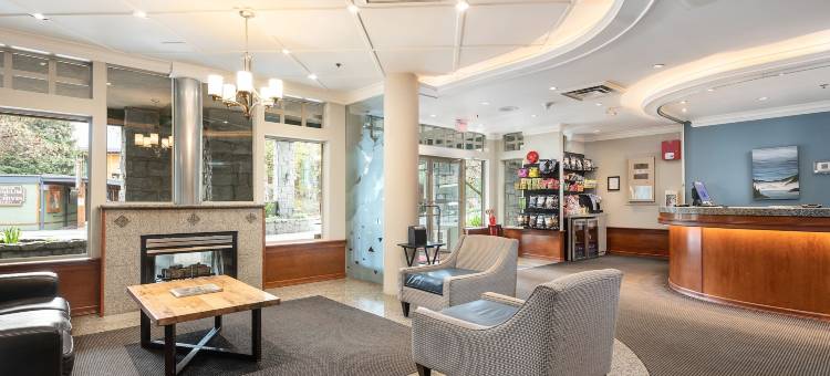 顶峰惠斯勒酒店(Pinnacle Hotel Whistler)图片