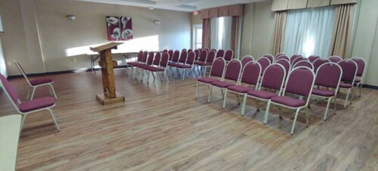 费耶特维尔品质酒店-靠近历史悠久的市中心广场(Quality Inn Fayetteville Near Historic Downtown Square)图片