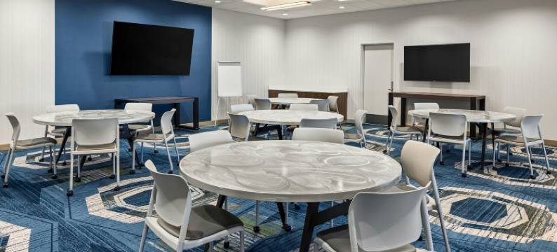 万豪贝滕多夫 Springhill 套房酒店(SpringHill Suites Bettendorf)图片