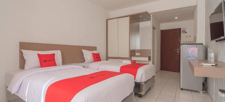 红多兹公寓@万隆翡翠塔(RedDoorz Apartment @ Emerald Towers Bandung)图片