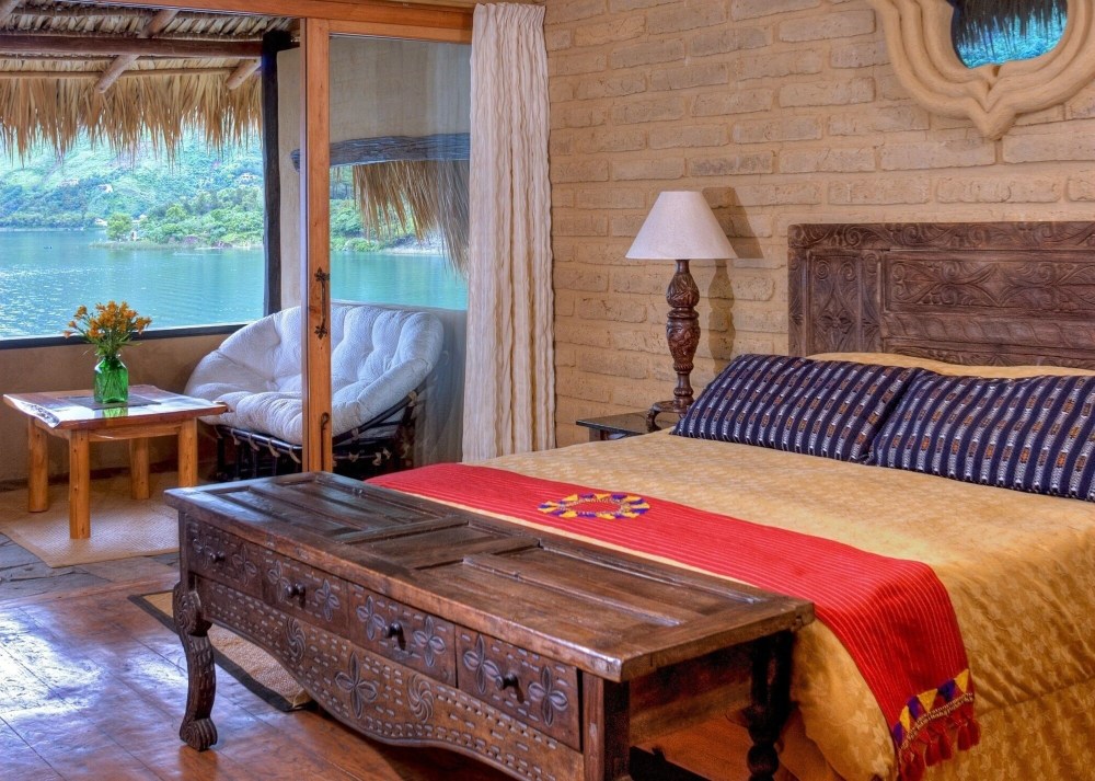 Laguna Lodge Eco-Resort & Nature Reserve Over view