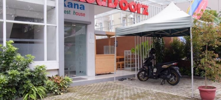 红多兹酒店-近格尔萨特里亚普沃科托(RedDoorz Near Gor Satria Purwokerto)图片