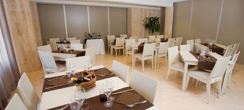 赫利餐厅酒店(Hotel Jeni & Restaurant)图片