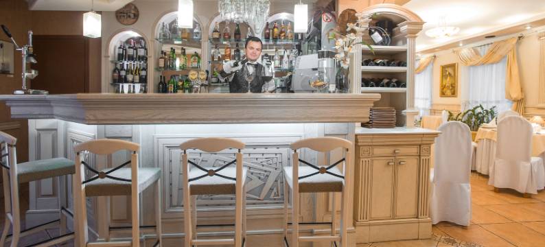 伊内酒店(Eney Hotel)图片