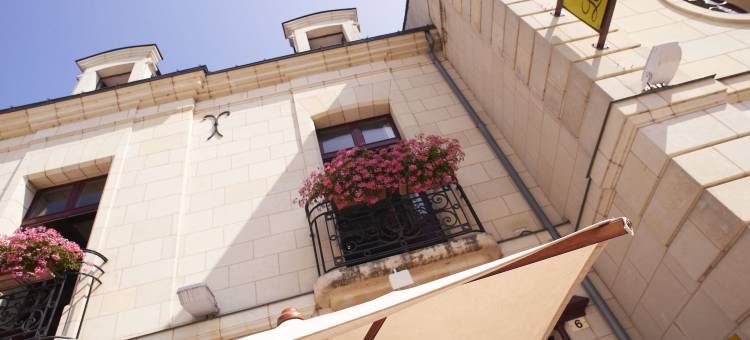 克鲁瓦布兰奇方丹酒店(Logis Hotel la Croix Blanche Fontevraud)图片