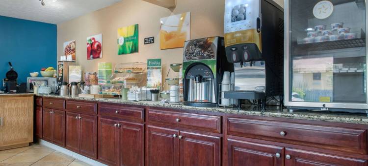 哥伦布东凯艺酒店(Quality Inn Columbus-East)图片