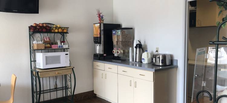 机场温德姆豪生酒店(Howard Johnson by Wyndham Airport)图片