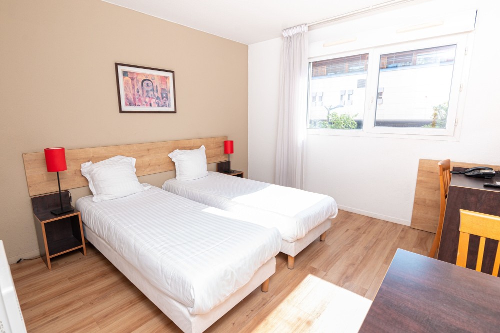 Apparthotel Privilodges Lyon Lumière Over view