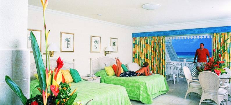 珊瑚沙滩度假酒店(Coral Sands Beach Resort)图片