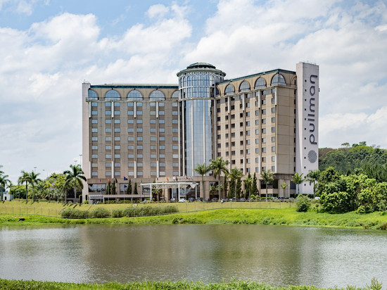 铂尔曼圣保罗瓜鲁柳斯机场